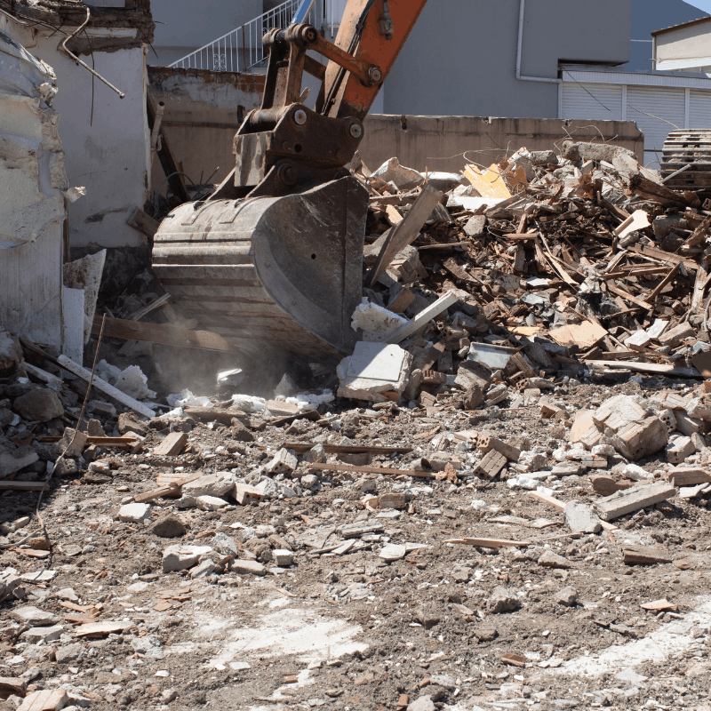 construction-debris-removal-services-lethbridge (1)